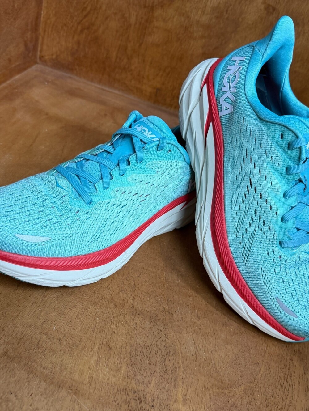 Hoka One One Clifton 8 Shoes Womens Sz 8.5 Aquarelle Eggshell Blue 1119394-AEBL